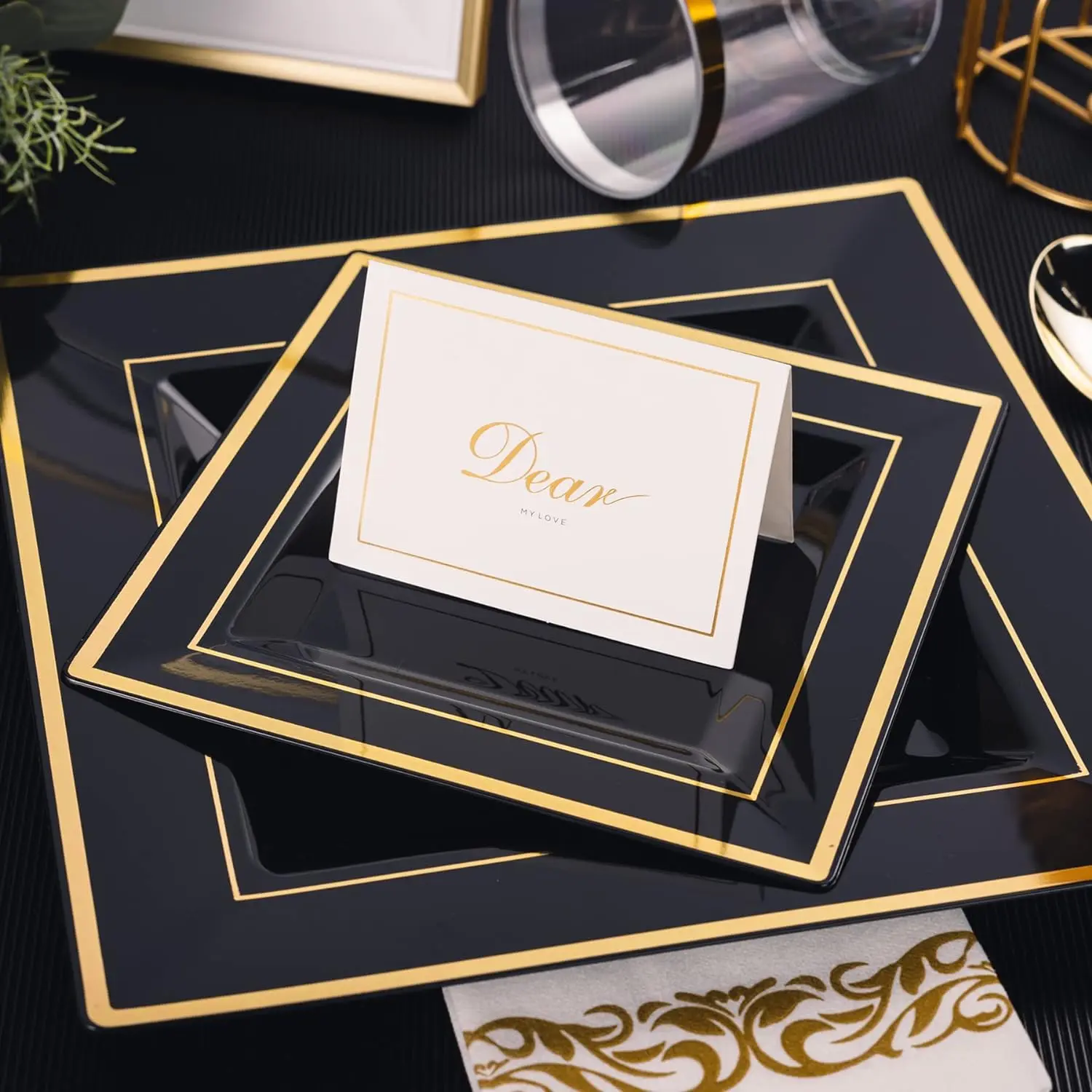 60 Gold Rim Square Plates