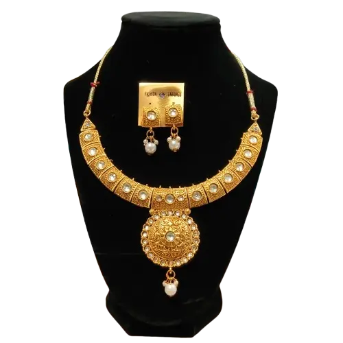 Gold Studded Jewellery Set of Necklace & Earrings