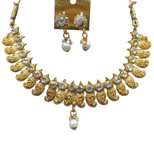 Opulent Design Set Necklace and Earrings Set