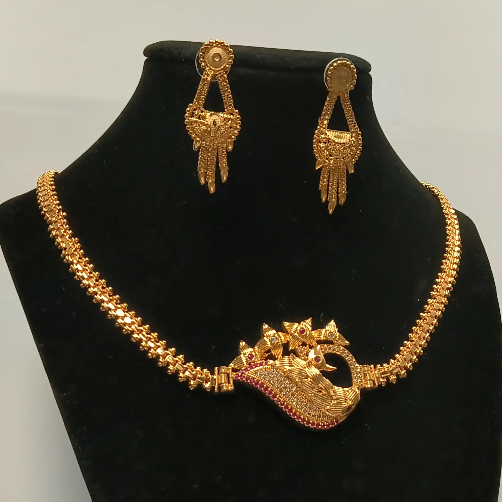 Peacock Gold-plated Necklace Set