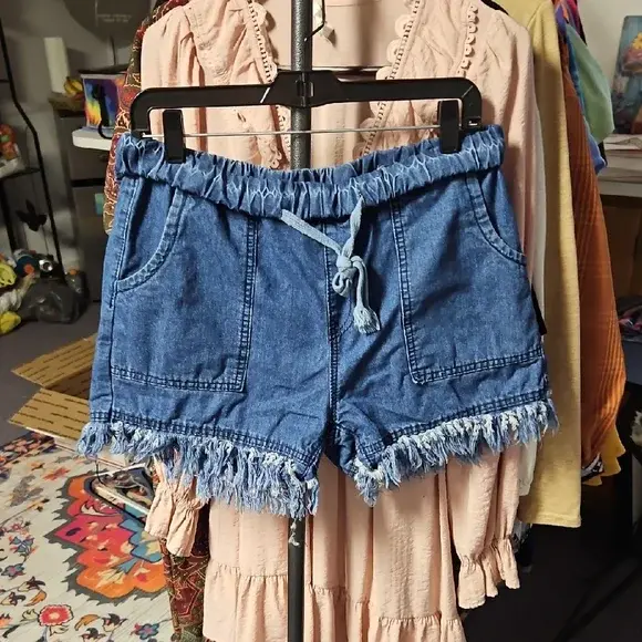Women's Denim Tasseled Elastic Shorts (XXL)
