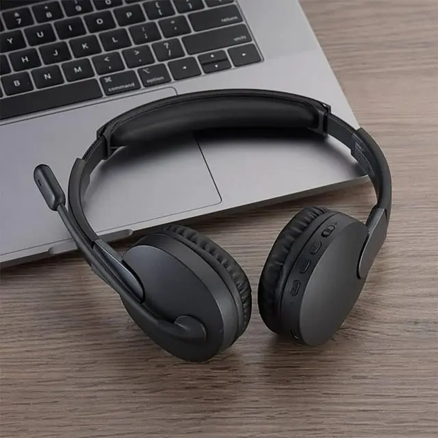 onn. Wireless PC Headset with Rotating Boom Microphone - Black